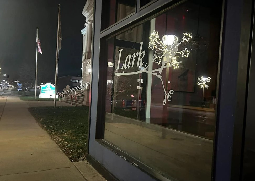 Lark owners: Downtown restaurant and bar close after long financial struggle